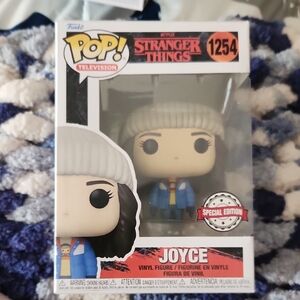 Funko Pop Stranger Things Joyce Special Edition